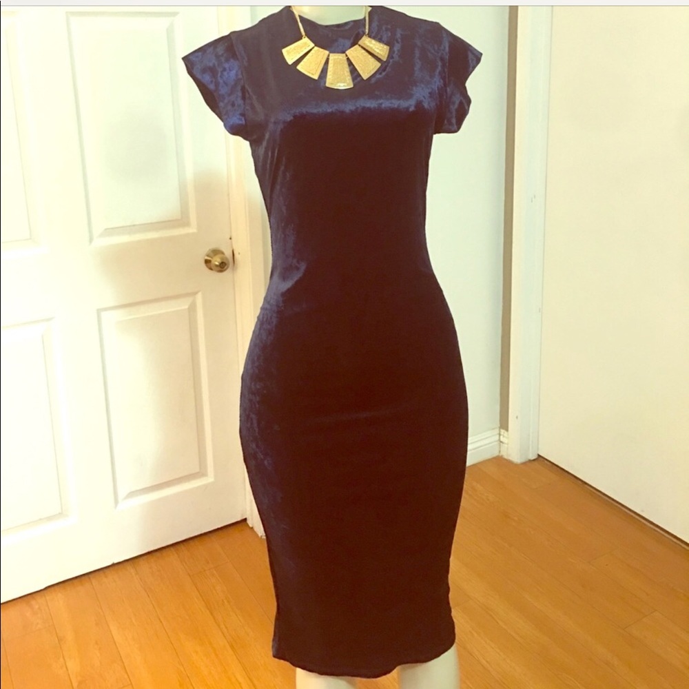 Velvet navy midi dress size Small